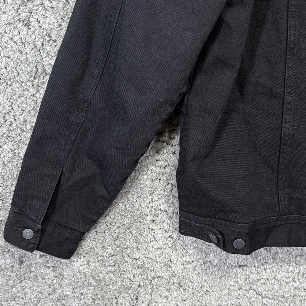 Old Navy Black Denim Sherpa LinedJacket for Men Size Large Collared Trucker Coat - Picture 11 of 16
